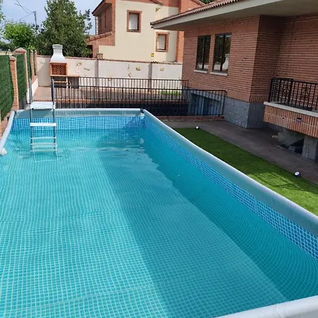 Aire De Pinares Holiday home *